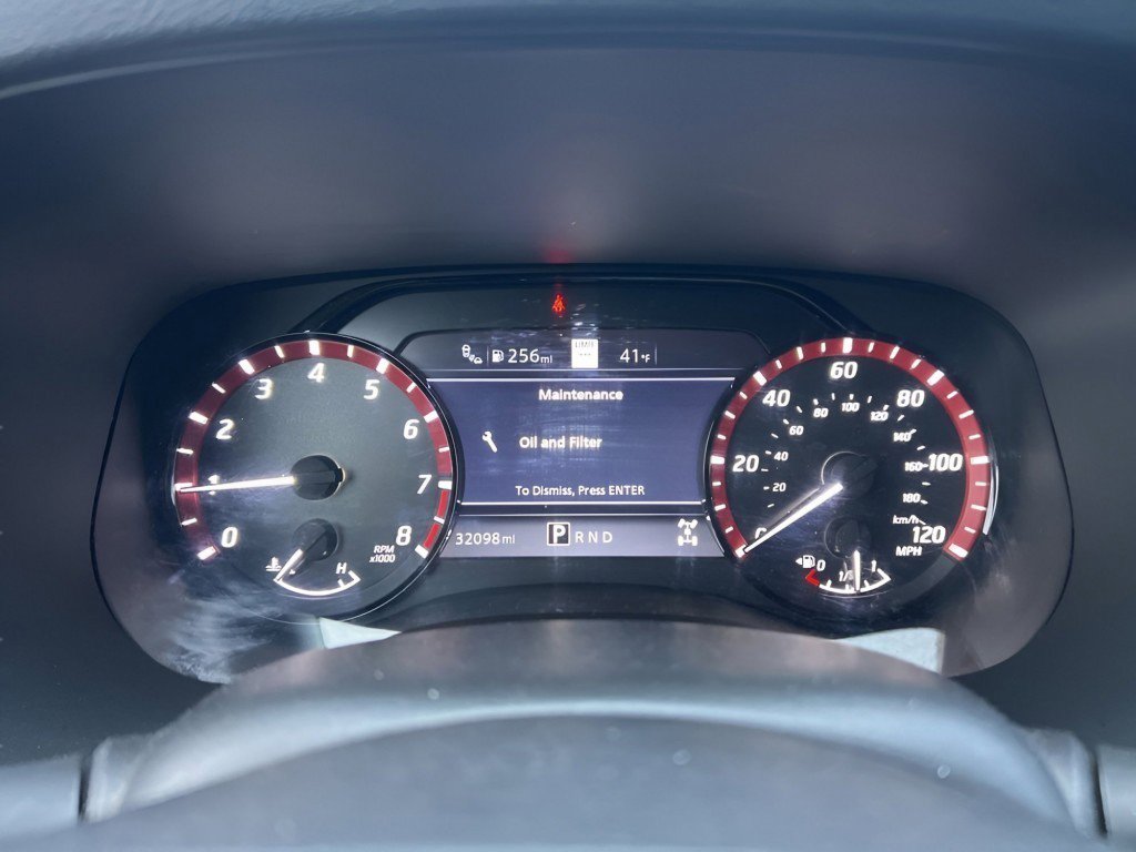 Used 2022 Nissan Frontier PRO-4X image 25