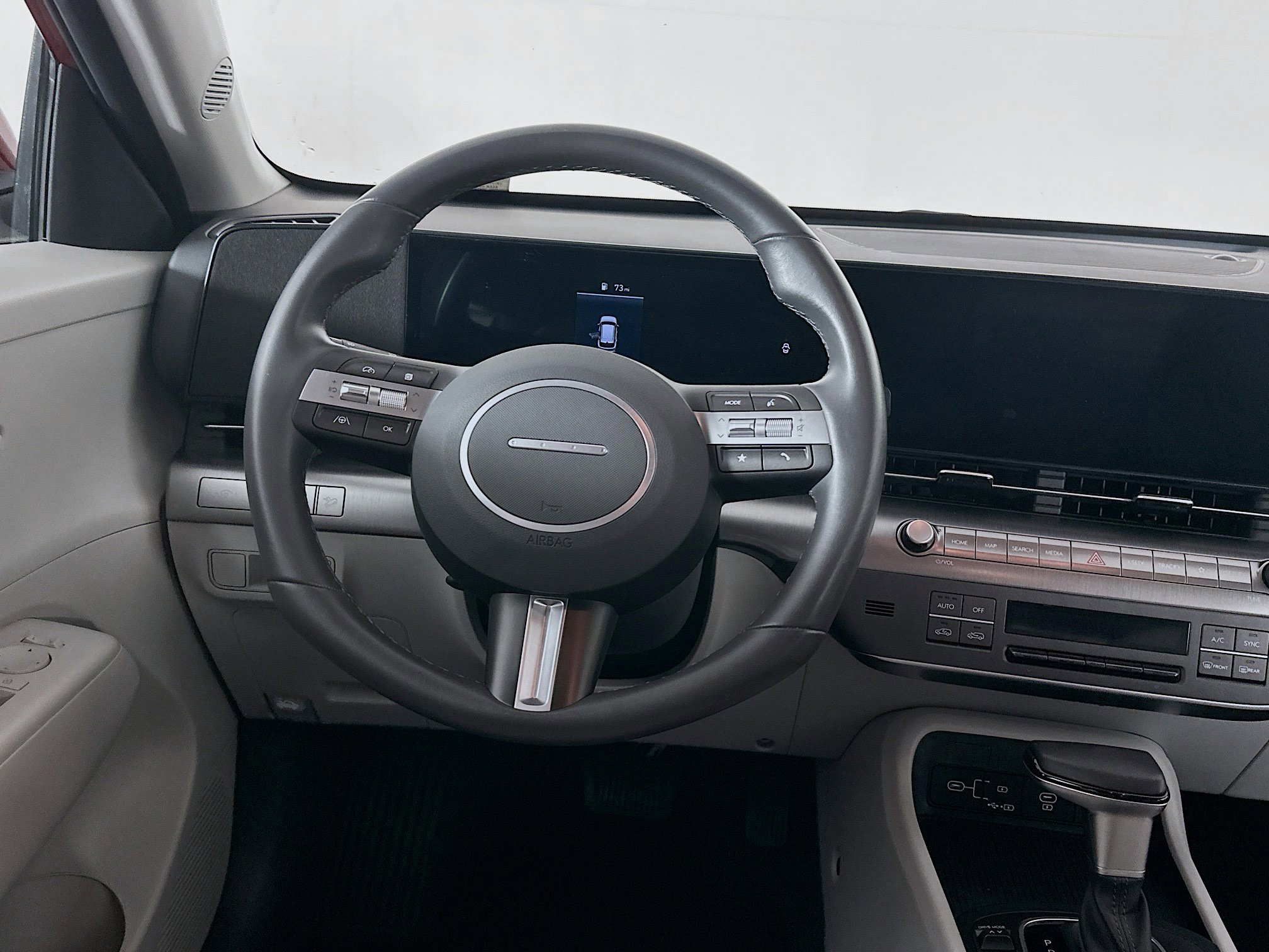 Used 2024 Hyundai Kona SEL image 18