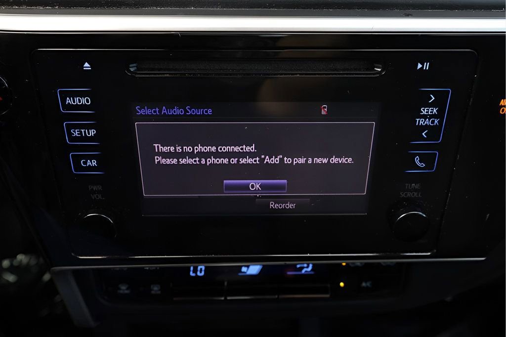 Used 2019 Toyota Corolla LE FWD image 21