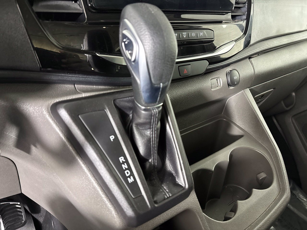 Used 2025 Ford Transit 350 XLT RWD image 14