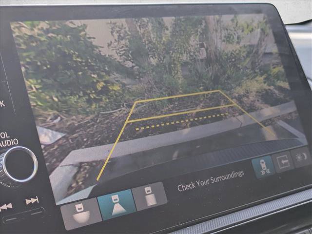 Certified 2025 Honda Odyssey Touring image 12