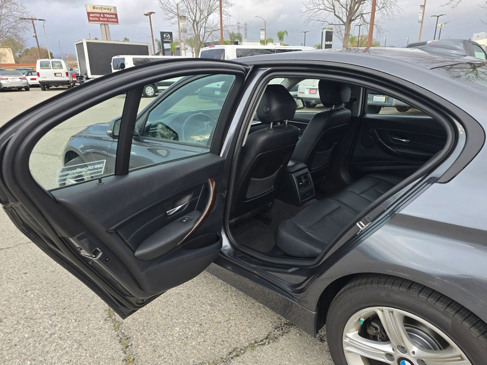 Used 2014 BMW 328i Sedan image 11