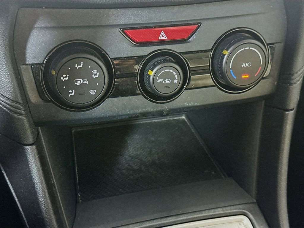 Used 2018 Subaru Impreza 2.0i Premium image 14