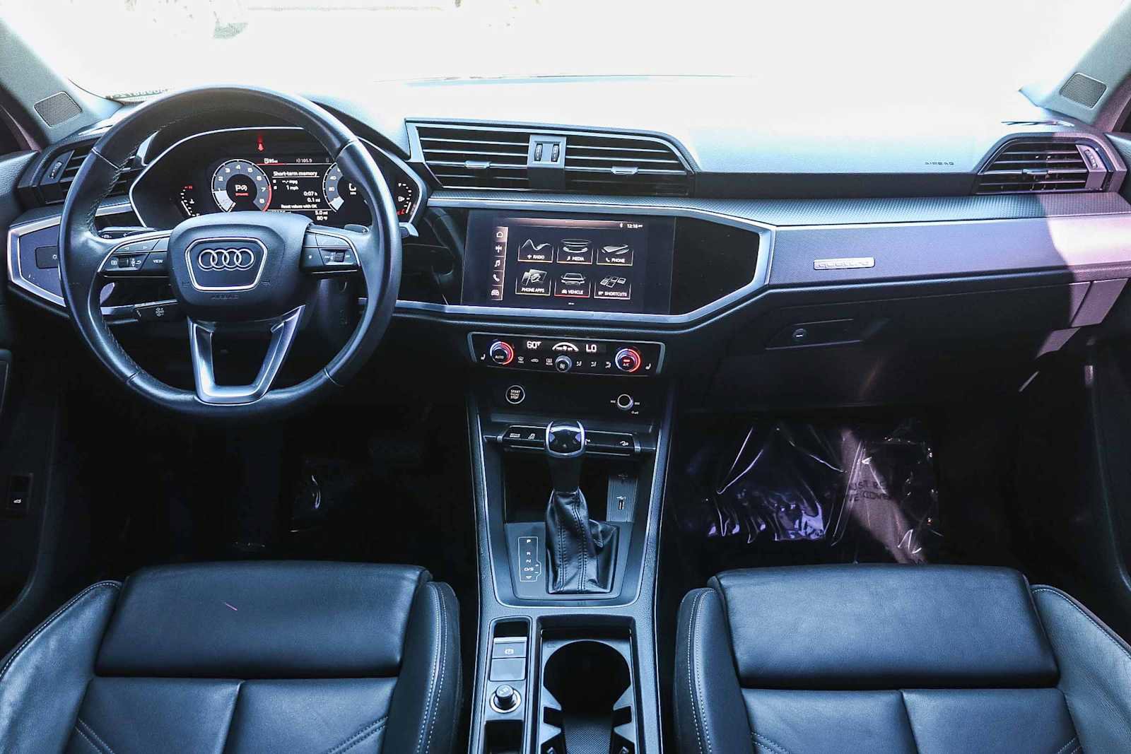 Used 2021 Audi Q3 2.0T Premium w/ Convenience Package image 16