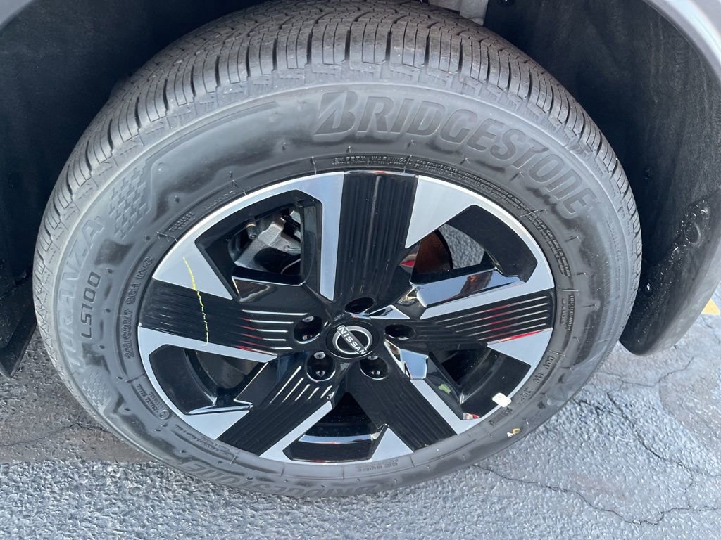 New 2026 Nissan Kicks SV w/ SV Premium Package image 28