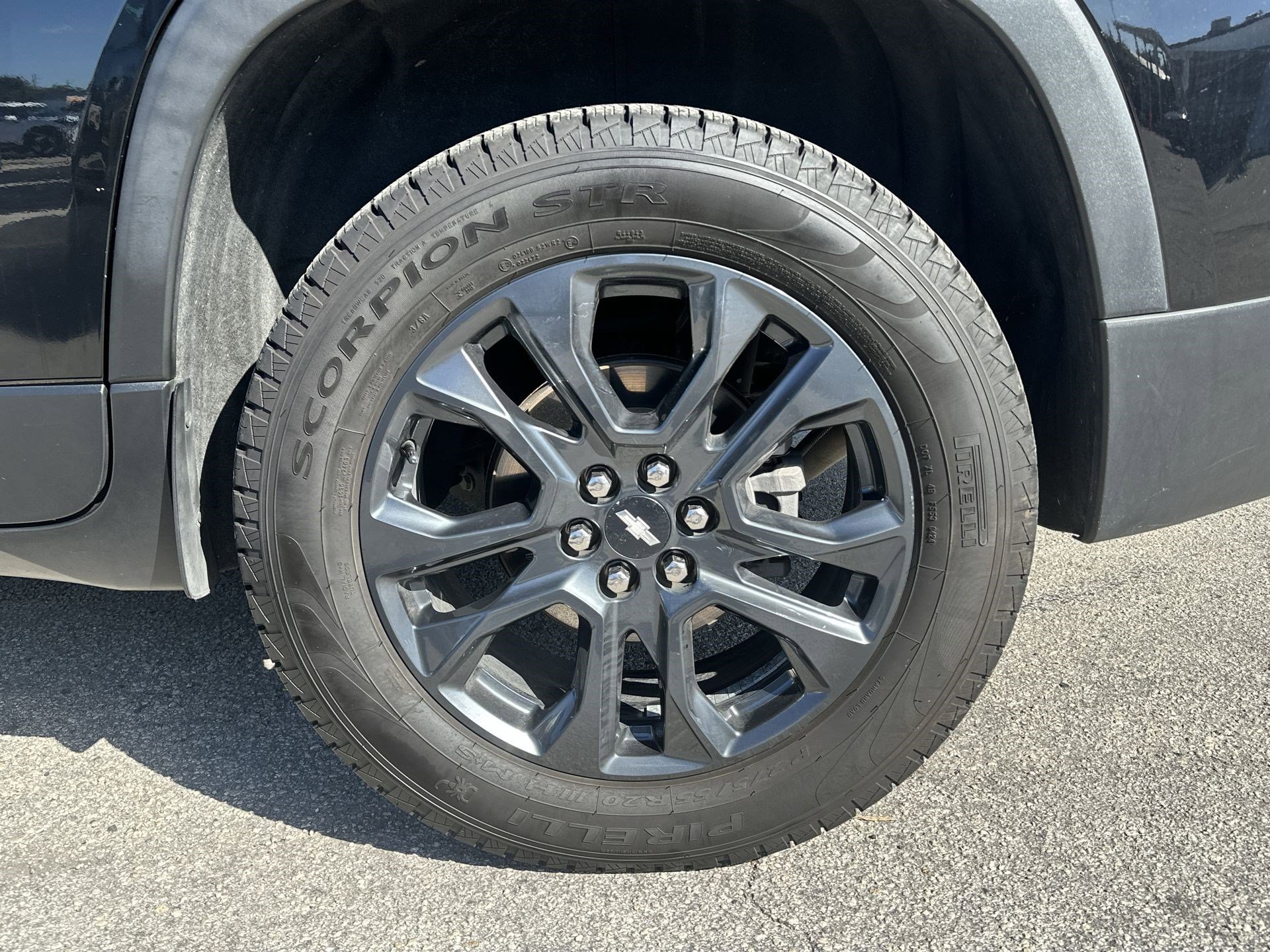 Used 2020 Chevrolet Traverse RS image 19