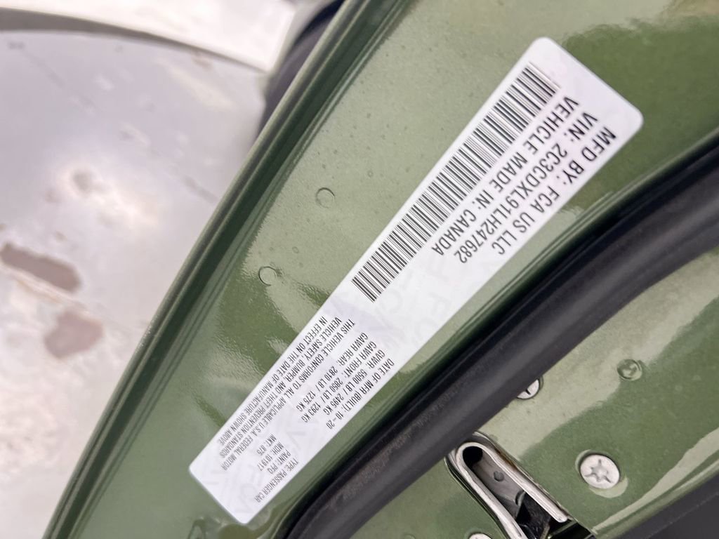 Used 2020 Dodge Charger SRT Hellcat image 27