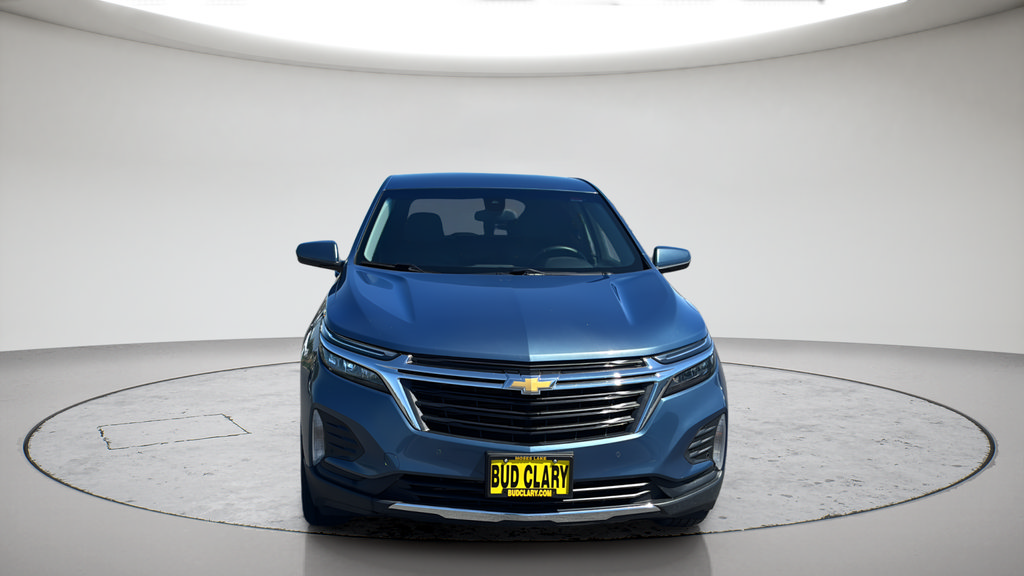 Used 2024 Chevrolet Equinox LT AWD/4WD image 2
