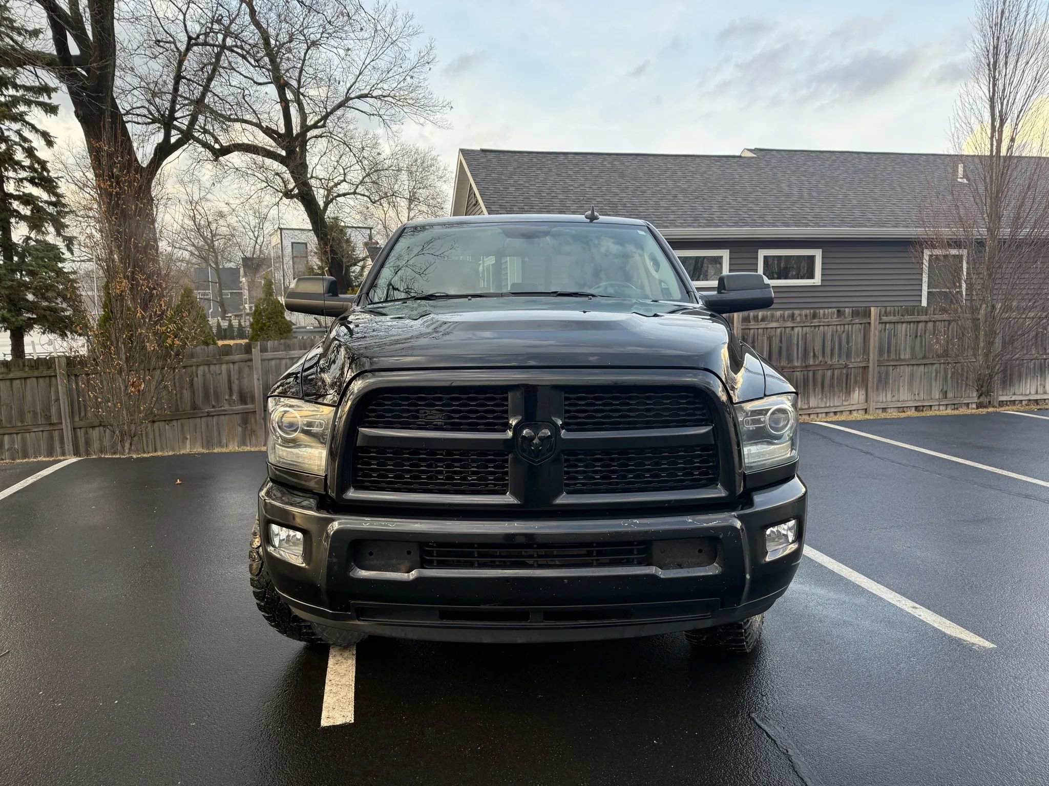 Used 2015 RAM 2500 Laramie w/ Black Appearance Group AWD/4WD image 2