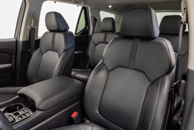 Used 2025 Honda Pilot EX-L image 9