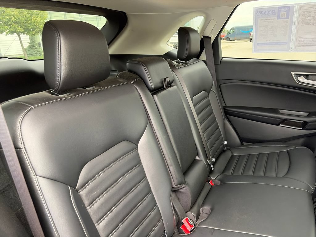 Used 2024 Ford Edge SEL w/ Convenience Package AWD/4WD image 30