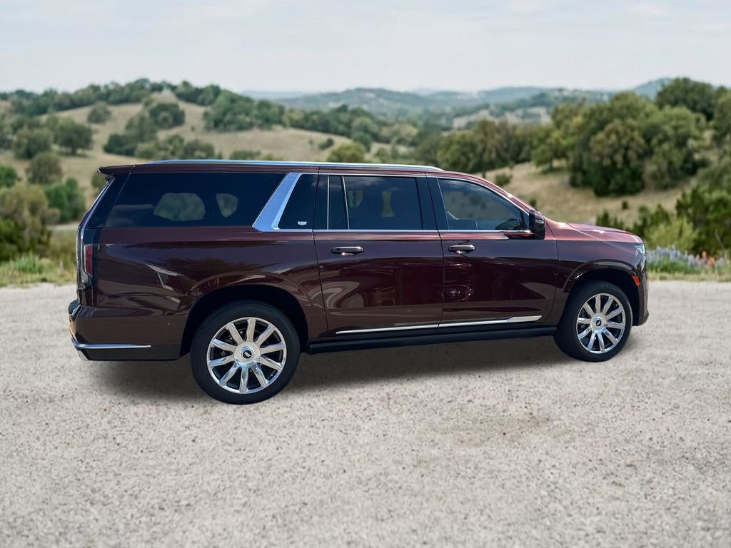 Used 2023 Cadillac Escalade ESV Premium Luxury Platinum w/ Heavy-Duty Trailer Package AWD/4WD image 10