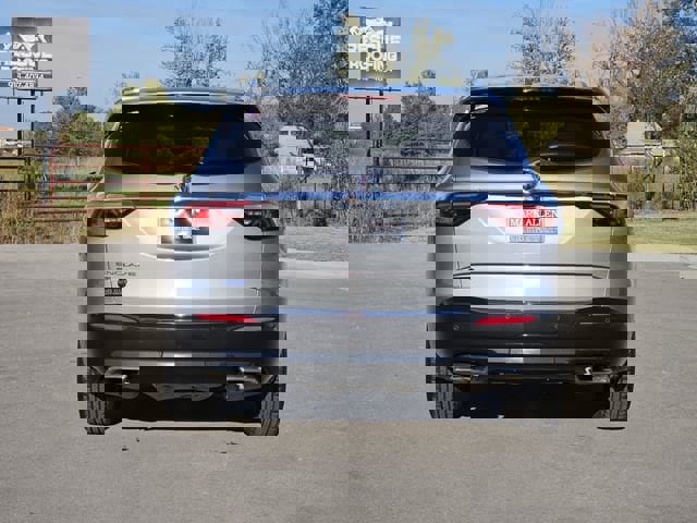 Used 2024 Buick Enclave Premium image 6