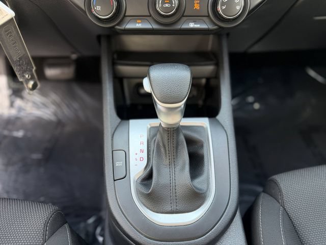 Used 2024 Kia Forte LXS FWD image 20