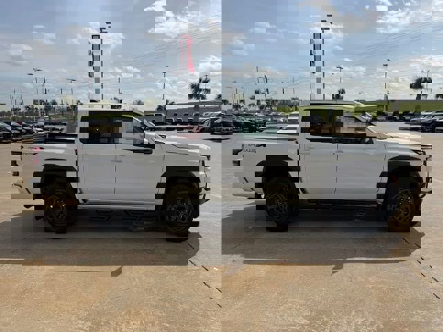 New 2026 Nissan Frontier Pro-X image 6