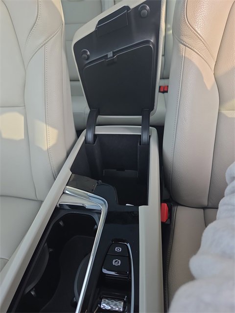 Used 2019 Volvo S60 T5 Momentum w/ Premium Package image 24