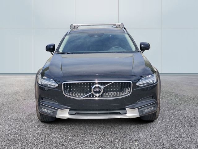 Used 2019 Volvo V90 T5 Cross Country w/ Protection Package Premier AWD/4WD image 2