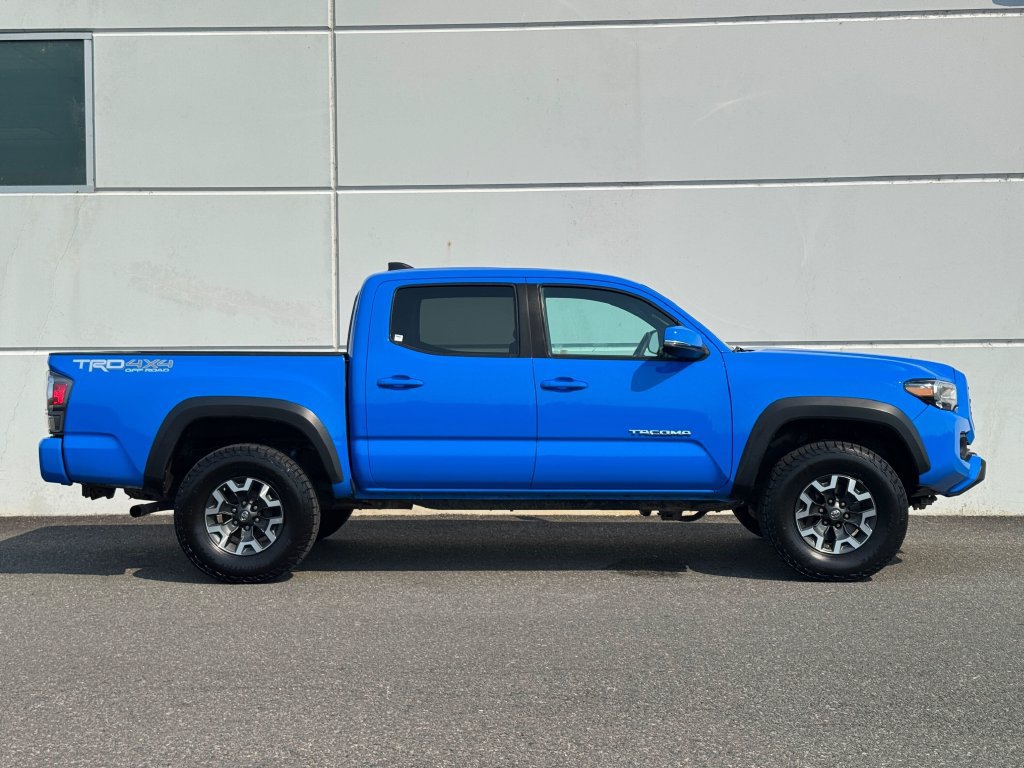 Used 2020 Toyota Tacoma TRD Off-Road w/ Technology Package AWD/4WD image 8