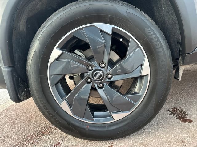 Used 2026 Nissan Rogue SV w/ Cold Weather Package image 29