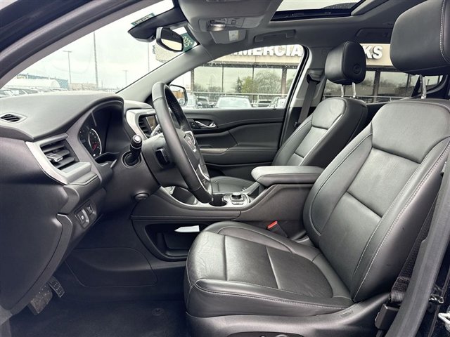 Certified 2023 GMC Acadia SLT w/ Preferred Package image 24
