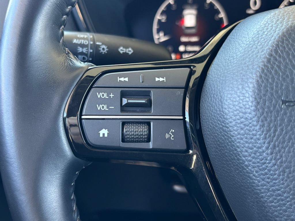Used 2025 Honda CR-V EX-L image 11