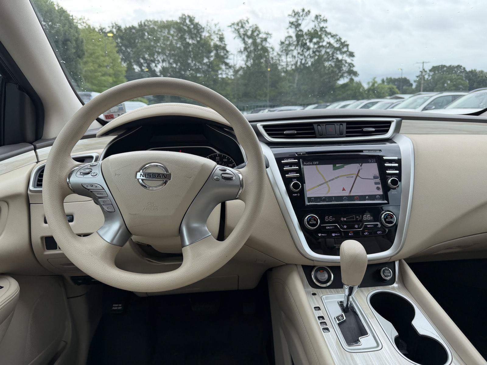 Used 2017 Nissan Murano S w/ Navigation Package FWD image 17