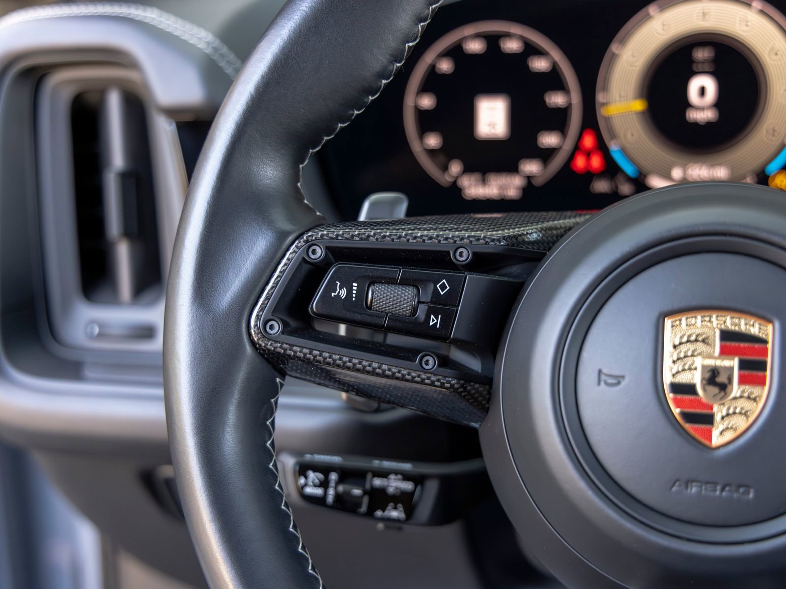 Certified 2024 Porsche Cayenne Turbo GT AWD/4WD image 39