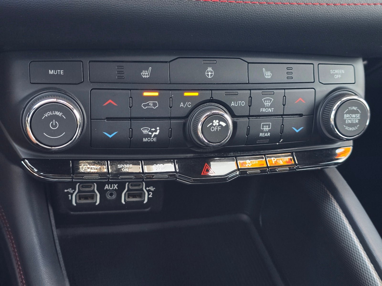 Used 2025 Dodge Durango GT AWD/4WD image 21