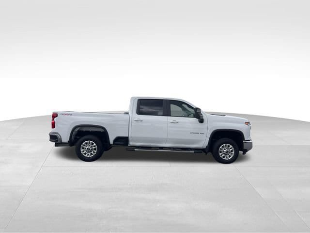 Used 2025 Chevrolet Silverado 2500 LT w/ Convenience Package AWD/4WD image 6