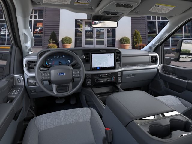 New 2026 Ford F250 XLT w/ XLT Premium Package AWD/4WD image 9