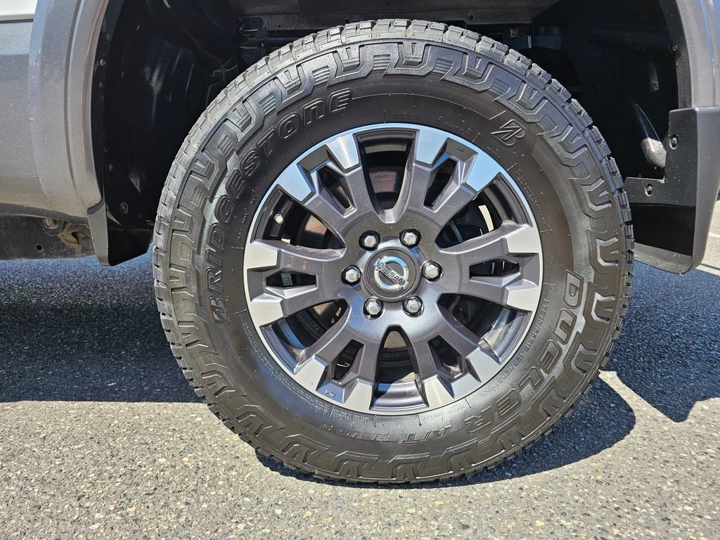 Used 2019 Nissan Titan PRO-4X w/ Pro-4x Utility Package AWD/4WD image 9