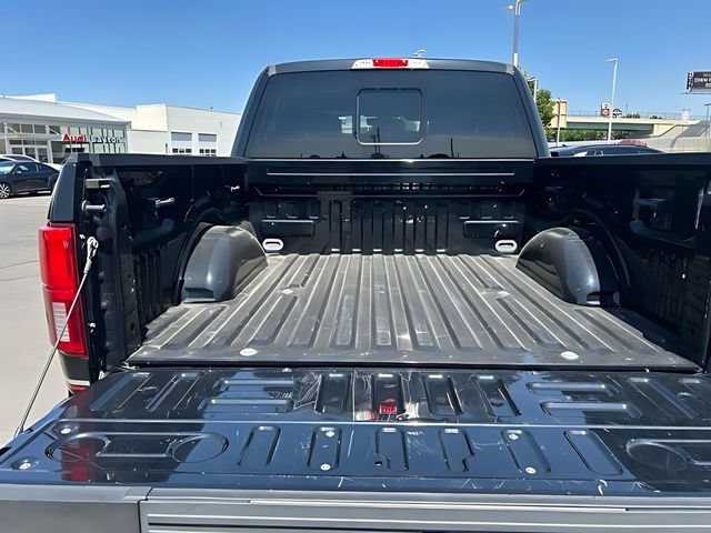 Used 2018 Ford F150 Lariat w/ Equipment Group 502A Luxury AWD/4WD image 16