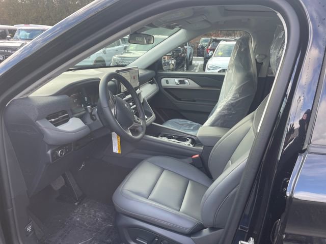 New 2026 Ford Explorer Active w/ Active Comfort Package AWD/4WD image 9