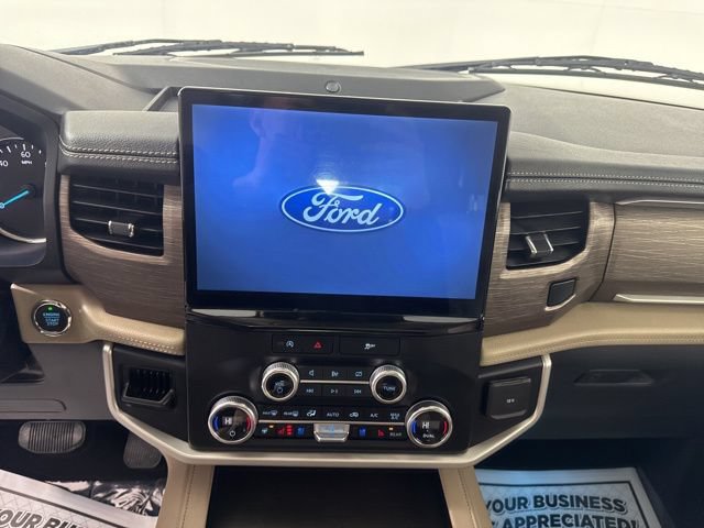 Used 2024 Ford Expedition Max Limited AWD/4WD image 32