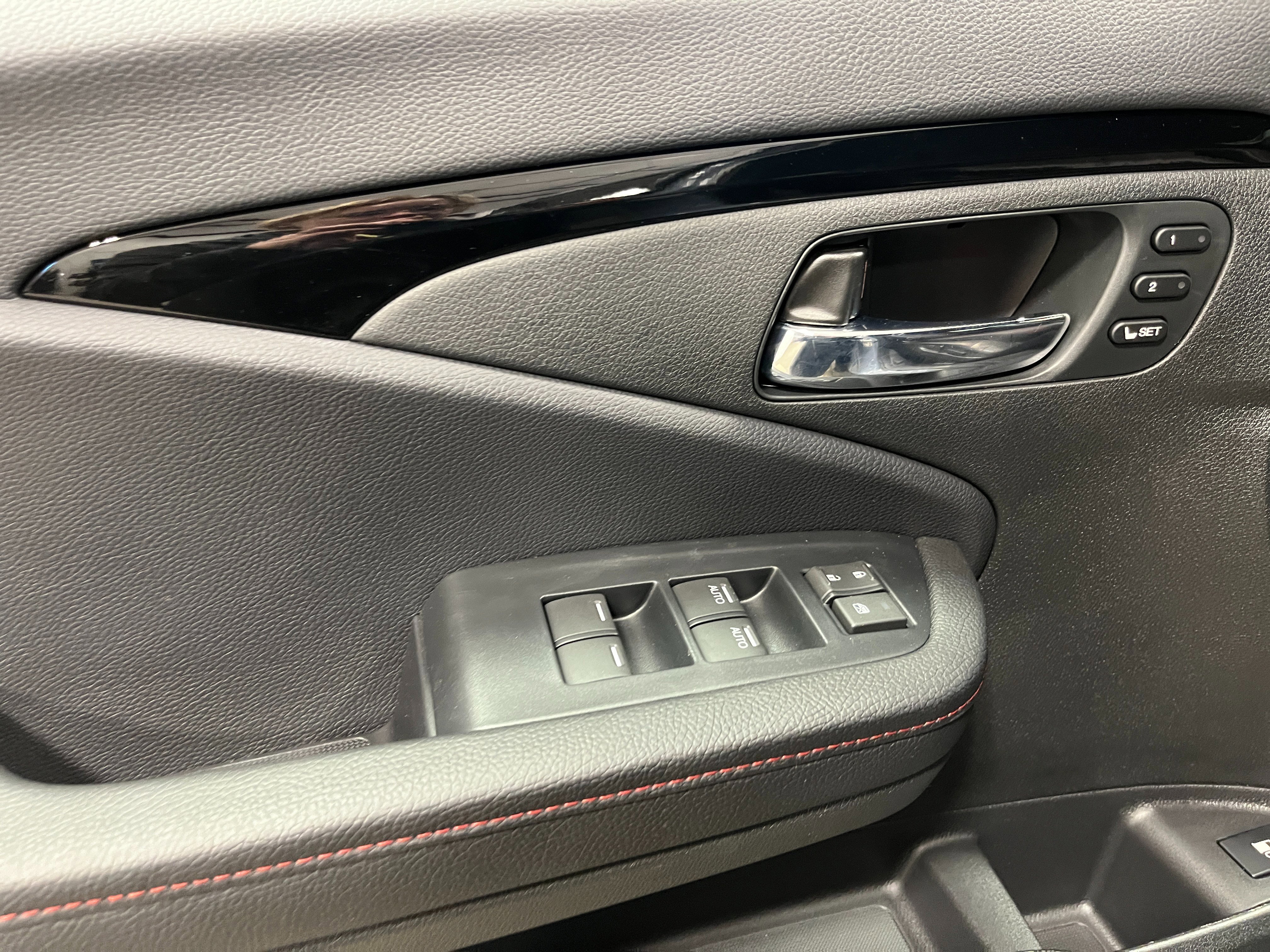 New 2026 Honda Ridgeline Black Edition image 14