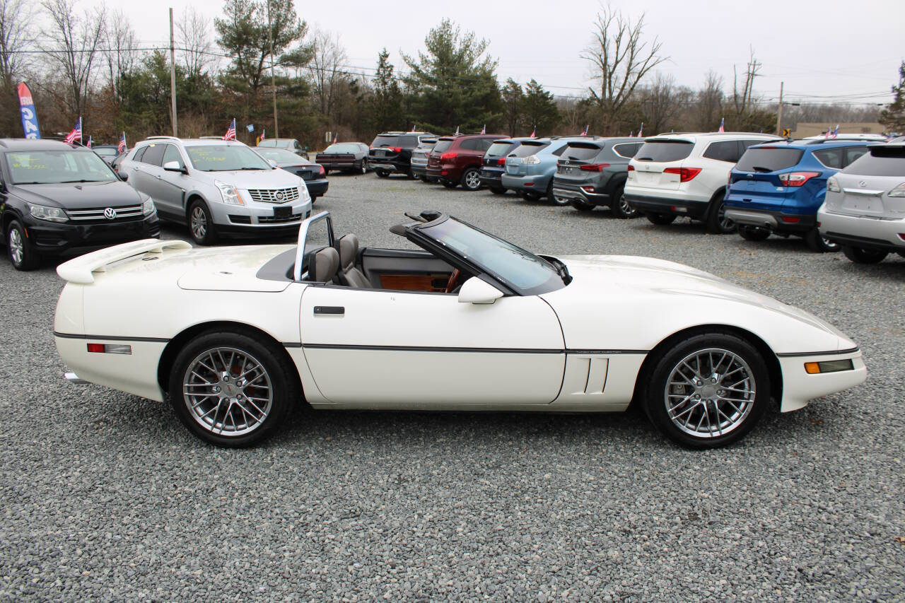 Used 1989 Chevrolet Corvette Convertible image 6