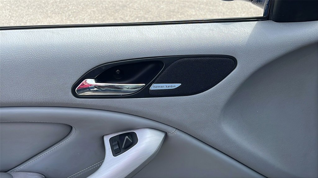 Used 2006 BMW M3 Convertible image 11