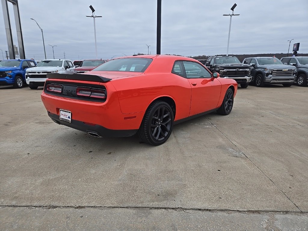 Used 2021 Dodge Challenger SXT w/ Blacktop Package image 8