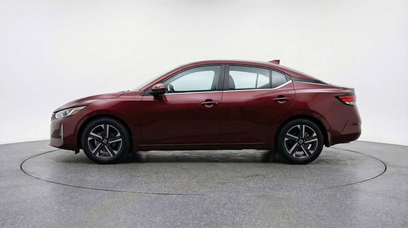 Used 2025 Nissan Sentra SV FWD image 5