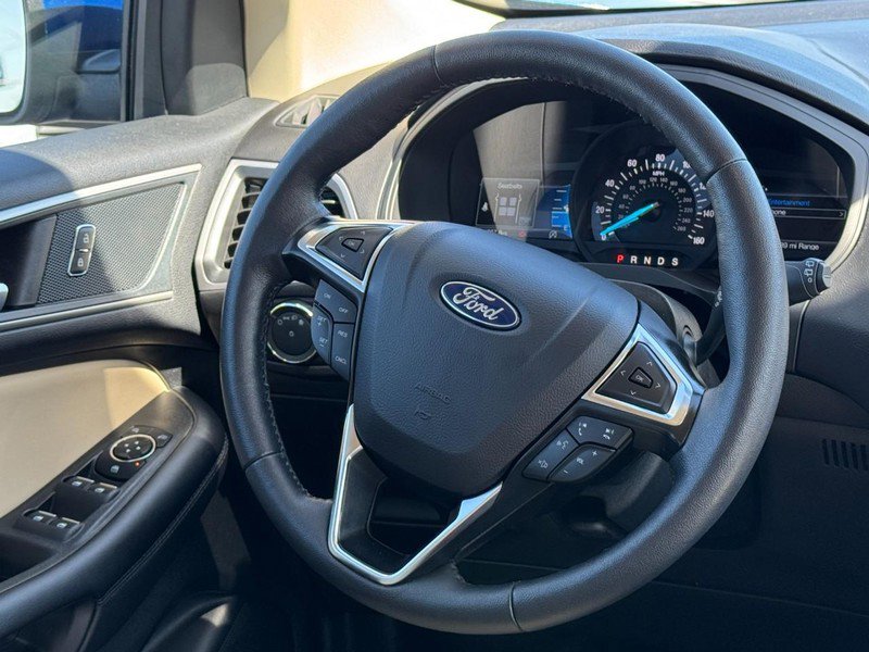 Used 2024 Ford Edge SEL w/ Convenience Package AWD/4WD image 12