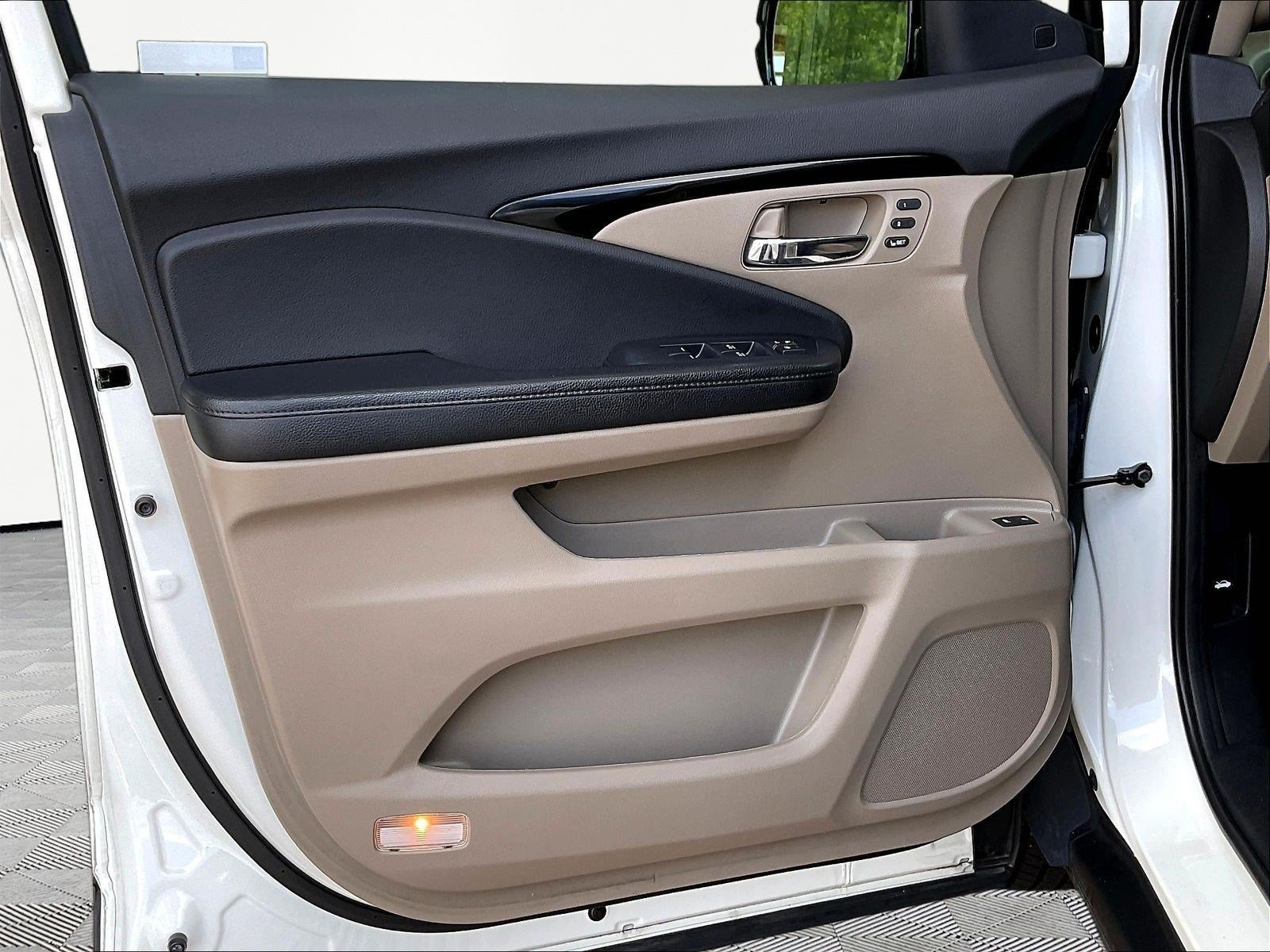 Used 2019 Honda Pilot Touring image 20