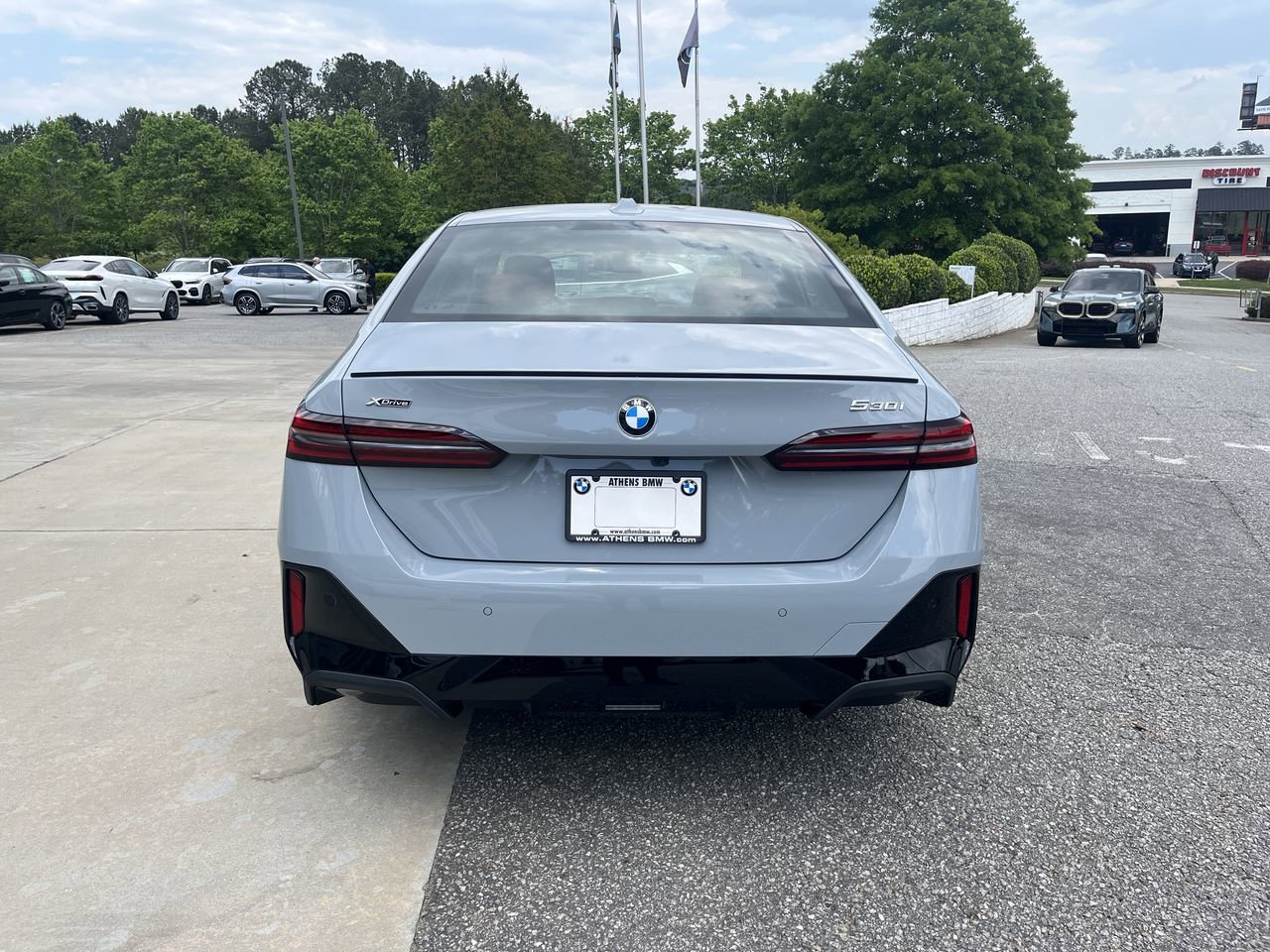 New 2026 BMW 530i xDrive w/ M Sport Package AWD/4WD image 7