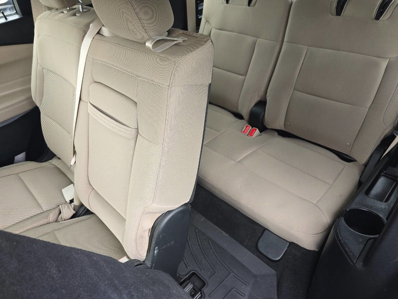 Used 2022 Ford Explorer XLT image 22