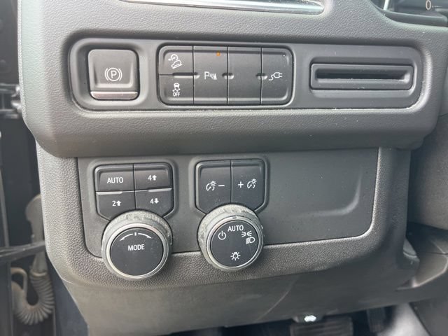 Used 2021 Chevrolet Tahoe Z71 AWD/4WD image 16