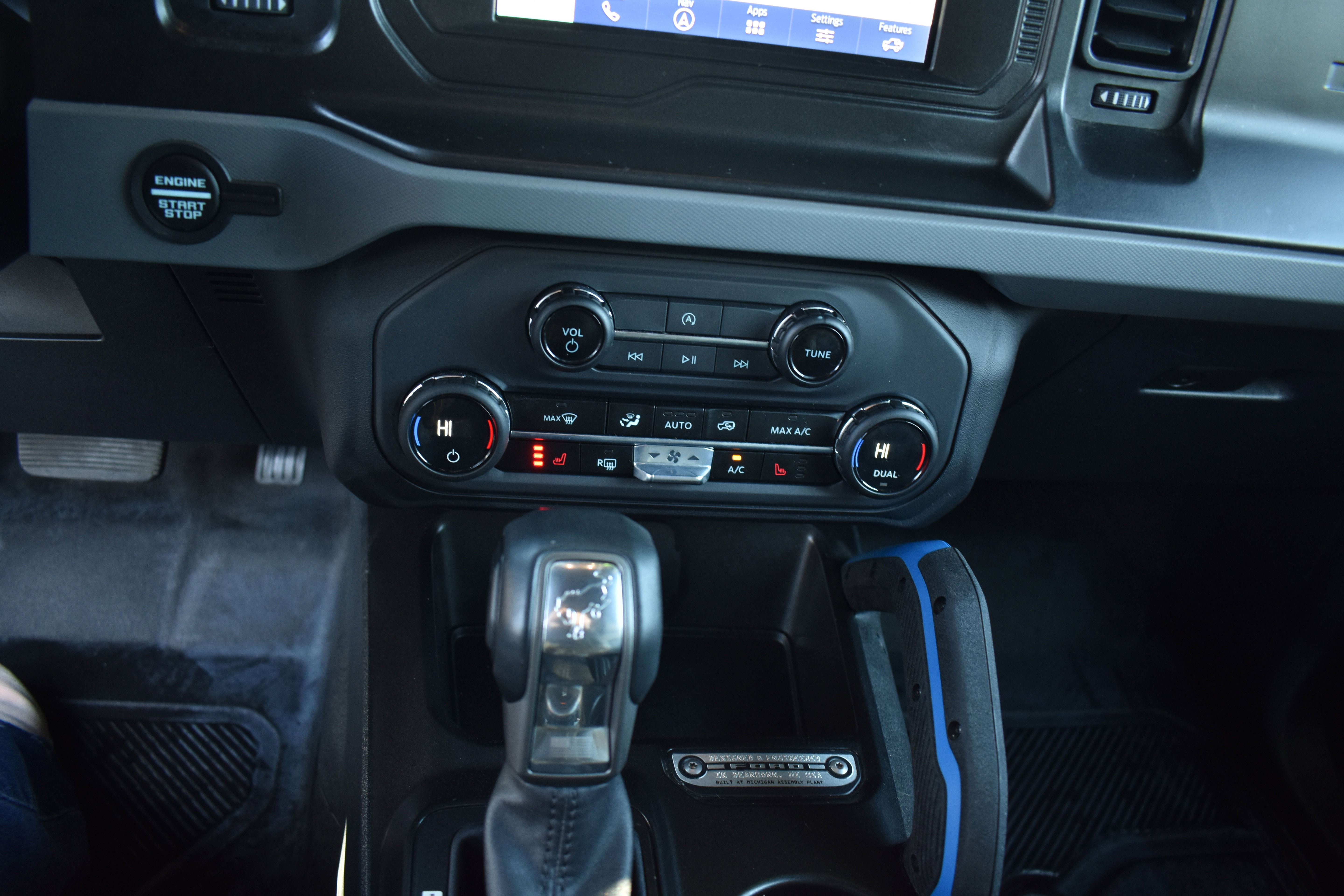 Used 2023 Ford Bronco Black Diamond image 24