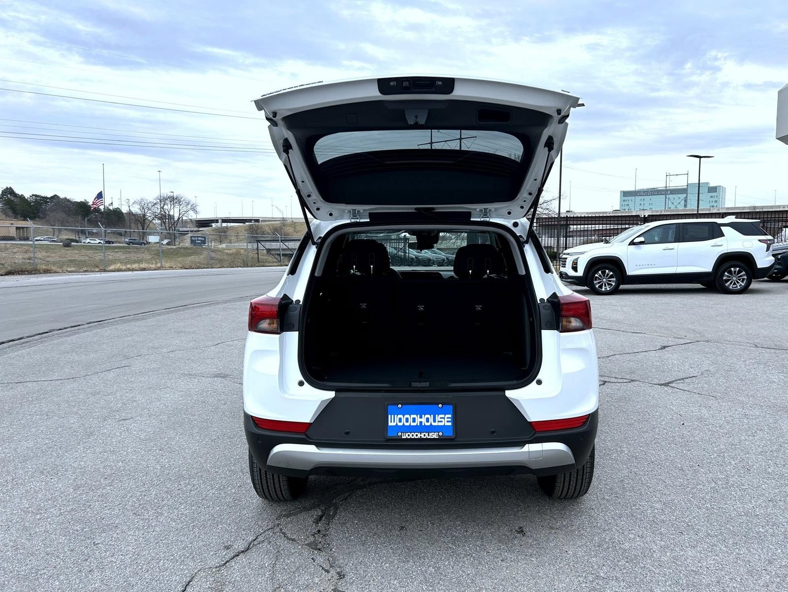 New 2026 Chevrolet TrailBlazer LT w/ Driver Confidence Package AWD/4WD image 21