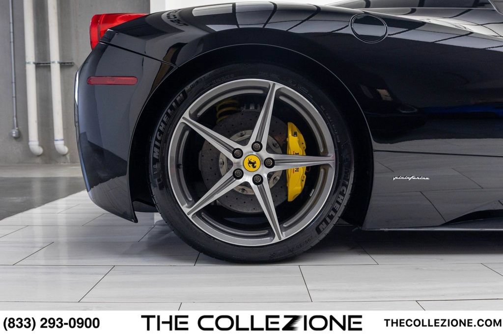 Used 2015 Ferrari 458 Spider RWD image 29
