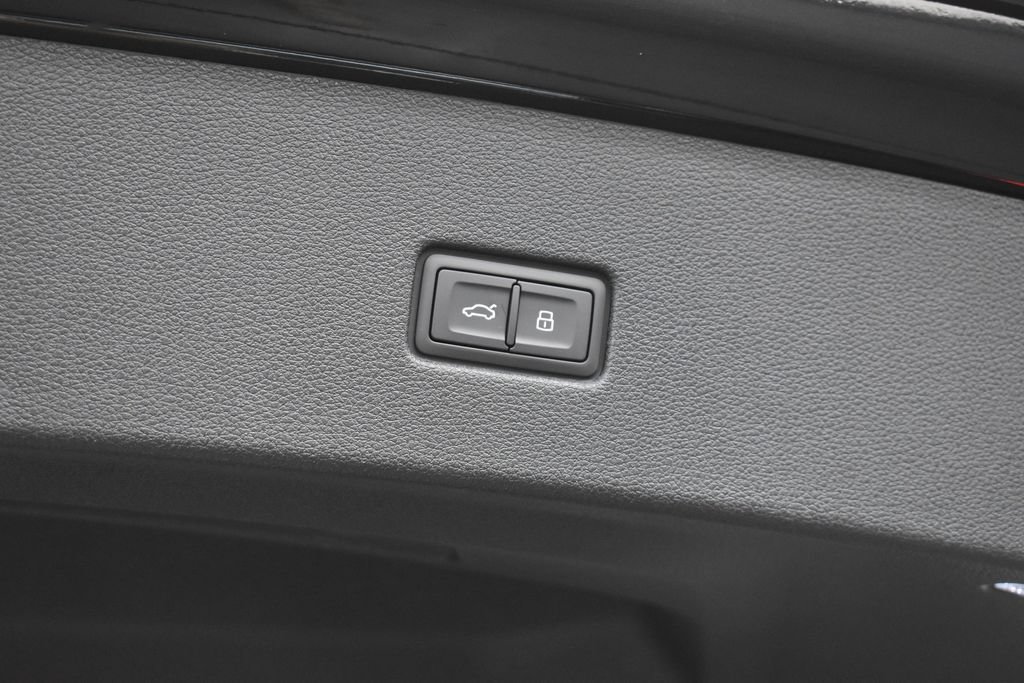 New 2026 Audi Q8 Prestige AWD/4WD image 20