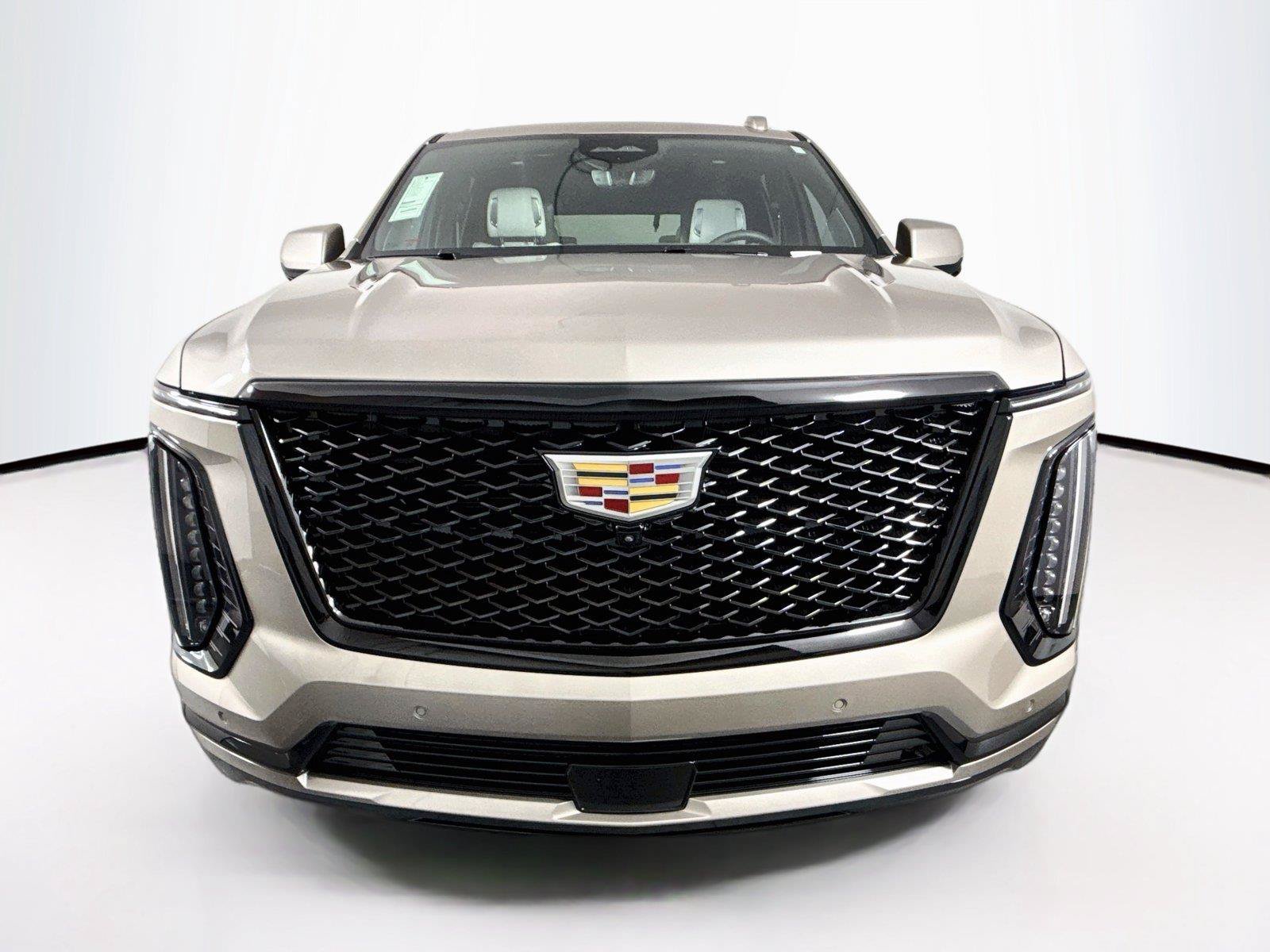 Used 2025 Cadillac Escalade Sport Platinum w/ LPO, ONYX Package AWD/4WD image 9
