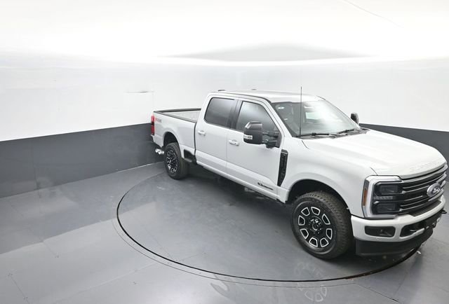 New 2026 Ford F350 Platinum w/ FX4 Off-Road Package image 19